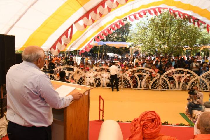 मेले के दौरान यात्रियों की सुविधा के लिए जिला प्रशासन, पुलिस, मनपा सहित सभी विभागों के अधिकारी और आश्रम के सेवक जुटे हैं. साथ ही मेले में पर्याप्त सतर्कता भी बरती जा रही है.