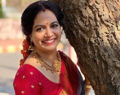 Singer Sunitha: కుందనపు బొమ్మలా సునీత, ఫోటోలు తీసిన బెస్ట్ ఫ్రెండ్