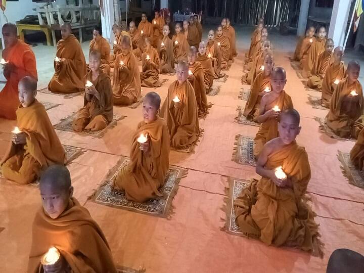 Bihar: Prayer for peace amid Russo-Ukraine war, special worship of Buddhist monks in Gaya ann Russia-Ukraine War: युद्ध के बीच शांति के लिए प्रार्थना, गया में बोद्ध भिक्षुओं ने की विशेष पूजा, कही ये बात