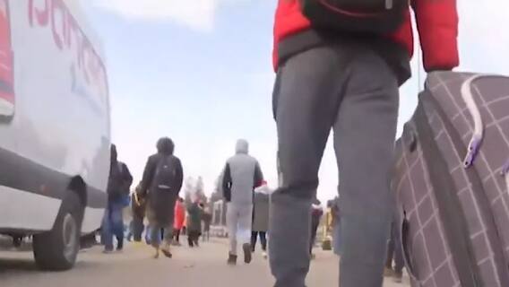 Russia Ukraine War: Heartbreaking! Locals bid adieu to their houses | ABP News