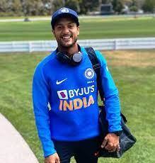 મયંક અગ્રવાલ કરોડોની સંપત્તિનો માલિક છે