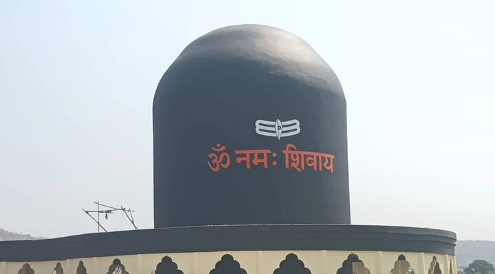 आज महाशिवरात्री आज आम्ही तुम्हला दर्शन घडवणार आहोत देशातील सर्वाधिक उंचीचे शिवमंदिराचं.