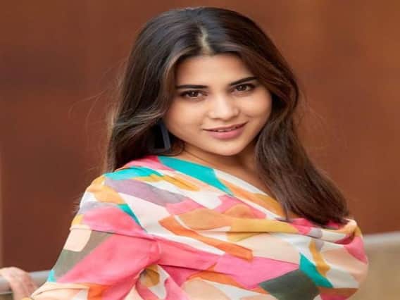 Bigg Boss Telugu OTT contestants Hamida Photos: ఆ విషయంలో క్లారిటీ ఇచ్చేసిన హమీద Bigg Boss Telugu OTT contestants Hamida Photos: ఆ విషయంలో క్లారిటీ ఇచ్చేసిన హమీద