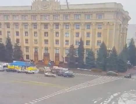 Missile attack on the Kharkiv regional administration VIDEO:  સેકન્ડમાં રશિયાની મિસાઇલથી તબાહ થઇ ગયુ યુક્રેનના સરકારી વિભાગનું હેડક્વાર્ટર