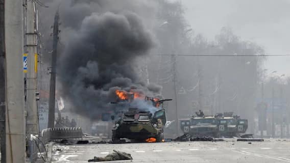 Russia Ukraine War Graphically Explained: What do these viral drone pictures convey? | ABP News