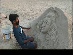 महाशिवरात्रीनिमित्त आरवली सागरेश्वर समुद्र किनारी साकारलं महादेवांचं वाळूशिल्प!