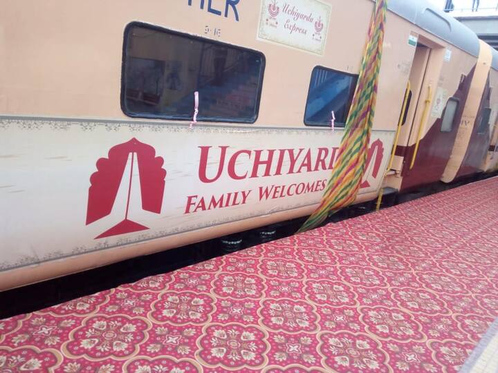 ट्रेन बुक करने के लिए आईडी पासवर्ड बनाना होगा,इसके लिए कई डॉक्यूमेंट्स जैसेपैन नंबर, आधार नम्बर जमा कराना होगा. ये सभी जानकारी दर्ज होते ही मोबाइल पर ओटीपी आएगा, जिसके जरिए वेरीफिकेशन होगा. ओटीपी नंबर डालते ही आगे की प्रक्रिया के लिए यूजर तैयार हो जाएगा.