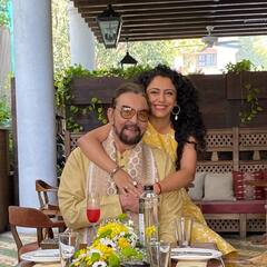 करीना कपूर से शबाना आज़मी तक, अपने पति की पहली शादी के वक्त काफी छोटी थीं ये 5 एक्ट्रेसेस, एक थी सिर्फ 1 साल की - देखें तस्वीरें