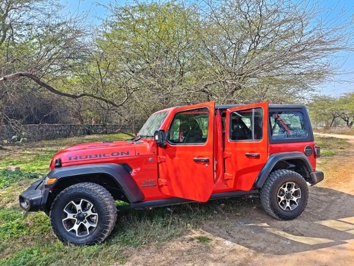 Living A Day With Jeep Wrangler Rubicon: India Review — Looks, Performance,  Price