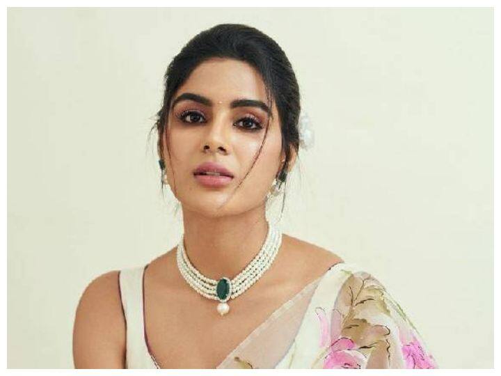 Fake Twitter Account on Heroine Samyuktha's Name Samyuktha Menon: 'భీమ్లానాయక్' బ్యూటీ పేరుతో ఫేక్ అకౌంట్, ఫ్యాన్స్ ను అలర్ట్ చేసిన సంయుక్త మీనన్ 