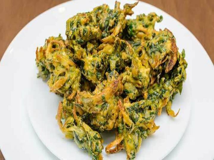 here the tips for healthy eating greens Keerai Pakoda Recipe Eating Greens : கீரை சாப்பிடணும்னா அலர்ஜியா இருக்கா? இதை படிச்சதுக்கு அப்புறம் கண்டிப்பா முடிவு மாறும்..