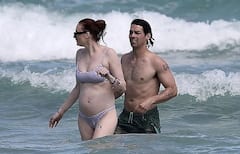 Priyanka Chopra's Sister-In-Law Sophie Turner Flaunts Growing Baby Bump In Bikini Amid Pregnancy Buzz
