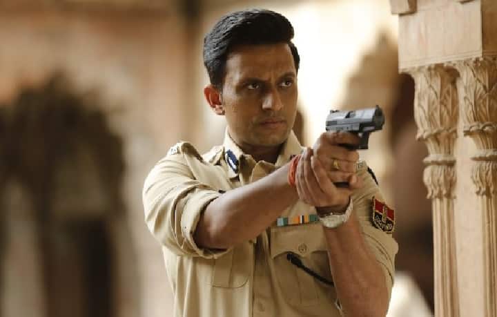 एक्टर मोहम्मद जीशान ने वेब सीरीज रंगबाज में पुलिस वाले का किरदार निभाया है. उनके इस किरदार को दर्शकों से खूब प्यार भी मिला है.