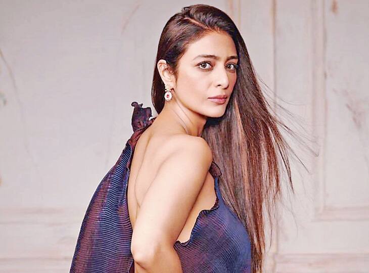 51 साल की उम्र में भी अनमैरिड हैं तब्बू, साउथ के इस सुपरस्टार से जुड़ा था नाम लेकिन तब भी रह गईं अकेली! Tabu shares a great bond with this south superstar but she is still unmarried at the age of 51 51 साल की उम्र में भी अनमैरिड हैं तब्बू, साउथ के इस सुपरस्टार से जुड़ा था नाम लेकिन तब भी रह गईं अकेली!