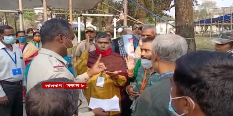 WB Municipal Election Result 2022 murshidabad bjp alleges tmc on polling agent issue Municipal Poll Result 2022: বহিরাগত কাউন্টিং এজেন্ট গণনাকেন্দ্রে! ভোট গণনা শুরু হতেই অশান্ত লালবাগ