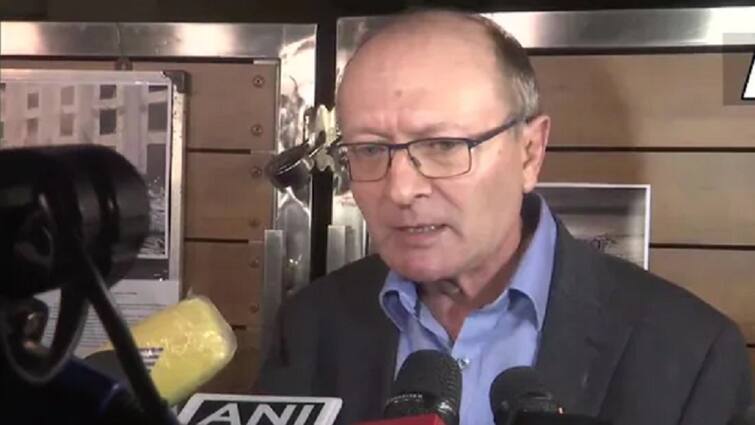 'Russia attacked genocide, like Mughals did with Rajputs', Ukraine's envoy's special appeal to PM Modi Russia-Ukraine War: 'રશિયાએ નરસંહાર કર્યો, જેમ મુઘલોએ રાજપૂતો પર કર્યો', યુક્રેનના રાજદૂતની PM મોદીને ખાસ અપીલ