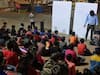 चर्चा में Jabalpur की नर्मदा किनारे वाली 'घाट की पाठशाला', जानिए 200 गरीब बच्चों को बिना फीस पढ़ाने वाले शख्स की कहानी