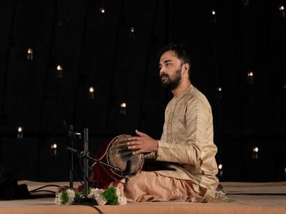 The Yaksha festival started with a Carnatic concert in Isha yoga Isha Yaksha : ஈஷாவில் கர்நாடக இசை நிகழ்ச்சியுடன் தொடங்கிய  ‘யக்‌ஷா’ திருவிழா