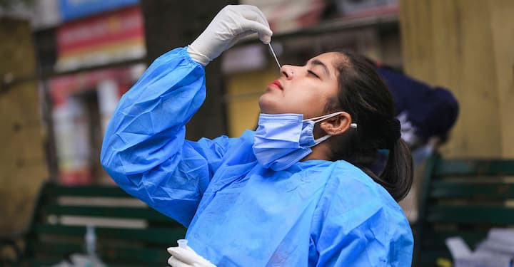 Coronavirus Cases Today: India Reports 4194 new cases and 255 deaths in last 24 hours Coronavirus Cases Today: देश में पिछले 24 घंटों में कोरोना के 4194 केस दर्ज, 255 लोगों की मौत