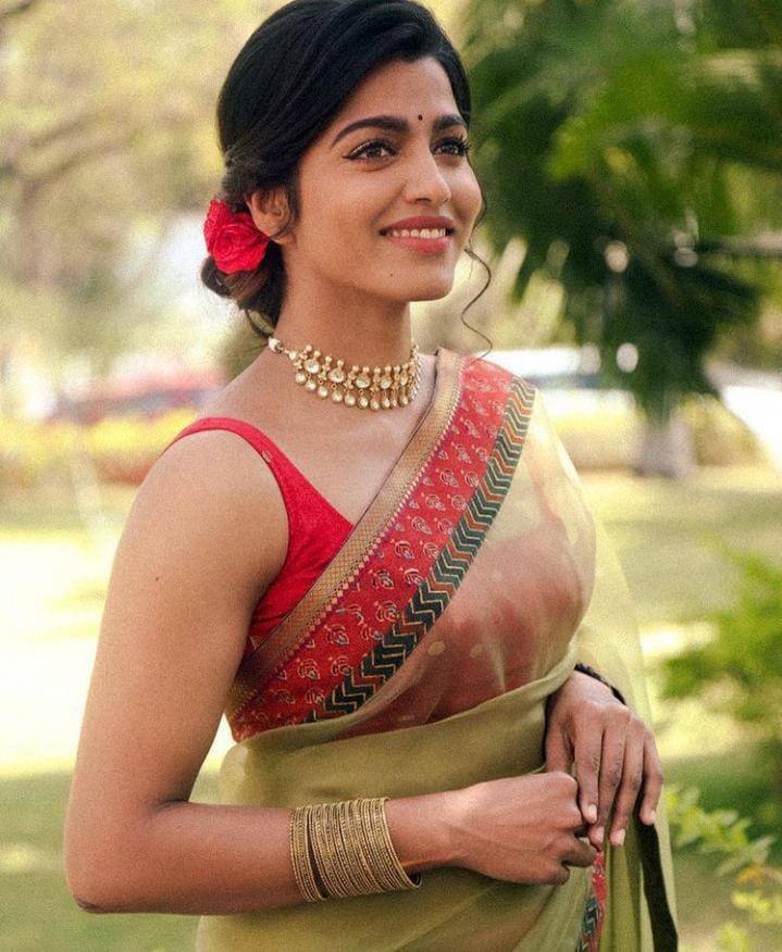 உன்னாலே உன்னாலத்தான் எந்தன் உலகம் விடியும்