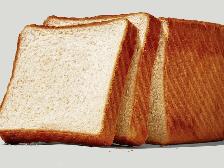 White bread is not good for health Breakfast Tips: શું આપ રોજ નાસ્તામાં વ્હાઇટ બ્રેડ- બટર લો છો? તો સાવધાન, જાણી લો નુકસાન