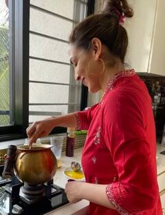 ਕਦੇ ਟ੍ਰੇਨ ਤੇ ਰਿਕਸ਼ੇ 'ਚ ਸਫਰ ਕਰਦੀ ਸੀ Dharmendra ਤੇ Hema Malini ਦੀ ਲਾਡਲੀ Esha Deol