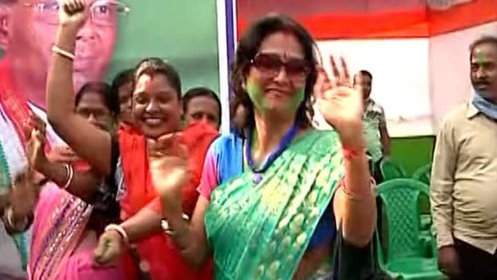 মুকুটে বাড়তি সেরা পালক কাঁথি পুরসভা। অধিকারী পরিবারের প্রভাবমুক্ত প্রায় চার দশক পর। অখিল গিরিকে সাধুবাদ সমর্থকদের।—ফাইল চিত্র।