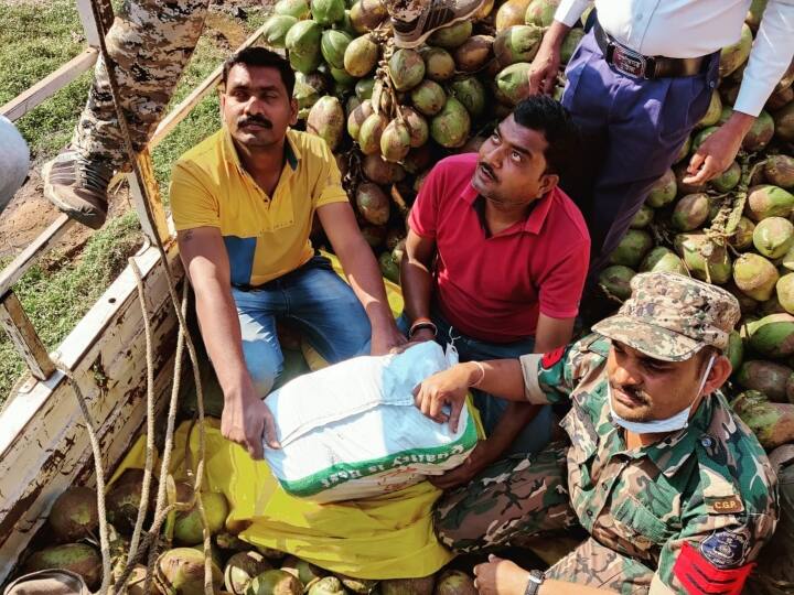 Chhattisgarh News kondagaon police seized worth two crore rupees of ganja were hidden among coconuts ann Chhattisgarh News: नारियल के बीच छिपा रखा था दो करोड़ का गांजा, पुलिस ने ऐसे किया जब्त