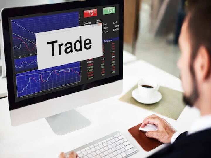 आपको बता दें कि इक्विटी ओरिएंटेड फंड्स पर होने वाले 1 लाख से ज्यादा के लाभ पर आपको टैक्स छूट का लाभ मिलता है. ऐसे में 1 लाख तक के लॉन्ग टर्म कैपिटल गेन पर टैक्स छूट का यह आखिरी मौका है. ऐसे में 31 मार्च से पहले आप अपने गेन्स के प्रॉफिट बुक करें. इससे आपको इनकम टैक्स छूट का लाभ मिलेगा.(PC: Freepik)