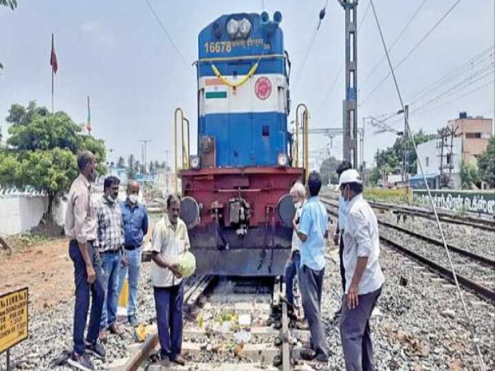 ஹேப்பி நியூஸ்..!  விரைவில் தாம்பரம் - செங்கல்பட்டு வரை மூன்றாவது பாதையில் மின்சார ரயில்