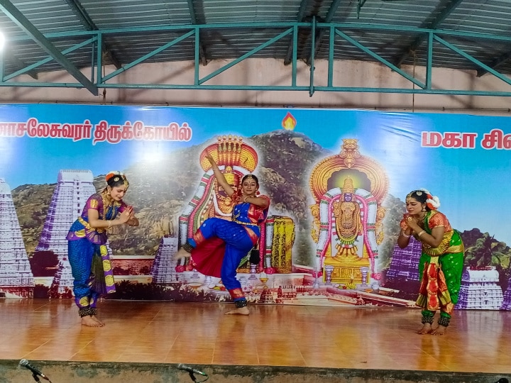 திருவண்ணாமலை: மகா சிவராத்தியை முன்னிட்டு ஜோதி பிழம்பாக எழுந்தருளிய லிங்கோத்பவருக்கு  சிறப்பு அபிஷேகம்