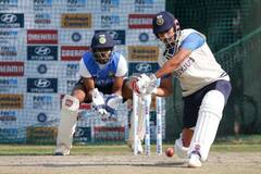 IND vs SL Test:  ਸ਼੍ਰੀਲੰਕਾ ਖਿਲਾਫ ਪਹਿਲੇ ਟੈਸਟ ਲਈ ਭਾਰਤੀ ਟੀਮ ਨੇ ਖਿੱਚੀ ਤਿਆਰੀ, ਮੁਹਾਲੀ 'ਚ ਅਭਿਆਸ ਕਰਦੇ ਦਿਖੇ ਕਿੰਗ ਵਿਰਾਟ ਤੇ ਹੋਰ ਖਿਡਾਰੀ