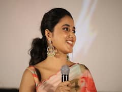 Actress Priyanka Mohan: கன்னம் சுருங்கிட நீயும்... நடிகை ப்ரியங்கா மோகனின் லேட்டஸ்ட் க்ளிக்ஸ்