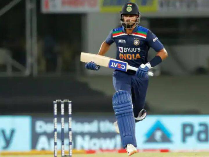 आंतरराष्ट्रीय क्रिकेट काउन्सिलने (ICC) नुकतीच टी20 आंतरराष्ट्रीय फलंदाज आणि गोलंदाजांची क्रमवारी जाहीर केली असून यात भारताच्या श्रेयसने श्रीलंकेविरुद्धच्या दमदार फलंदाजीमुळे 27 क्रमांकाची उडी घेत तो 18 व्या स्थानावर झेप घेतली आहे.