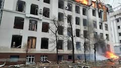 Russia Ukraine War : मिसाईल हल्ल्यानंतर युक्रेनमधील खारकिव्ह बेचिराख, मन हेलवणारी दृश्य