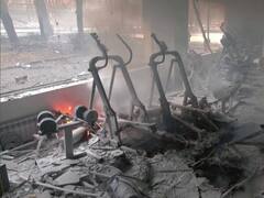 धमाकों से खंडहर हो रहे यूक्रेन के शहर, तबाही की ये ताजा तस्वीरें दिल दहलाने के लिए काफी