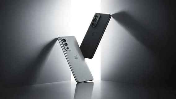iPhoneને ટક્કર આપવા Oneplus લાવ્યુ નવી ચાર્જિંગ ટેકનોલૉજી, કયા ફોનમાં મળશે આ સુવિધા, જાણો વિગતે iPhoneને ટક્કર આપવા Oneplus લાવ્યુ નવી ચાર્જિંગ ટેકનોલૉજી, કયા ફોનમાં મળશે આ સુવિધા, જાણો વિગતે