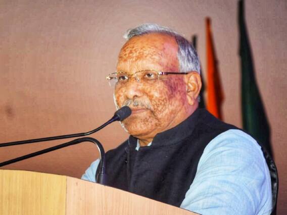Bihar Politics: तेजस्वी के RSS वाले बयान पर भड़की BJP, पीएम मोदी और राष्ट्रपति का नाम लेकर तारकिशोर प्रसाद ने कह दी बड़ी बात Bihar Politics: तेजस्वी के RSS वाले बयान पर भड़की BJP, पीएम मोदी और राष्ट्रपति का नाम लेकर तारकिशोर प्रसाद ने कह दी बड़ी बात