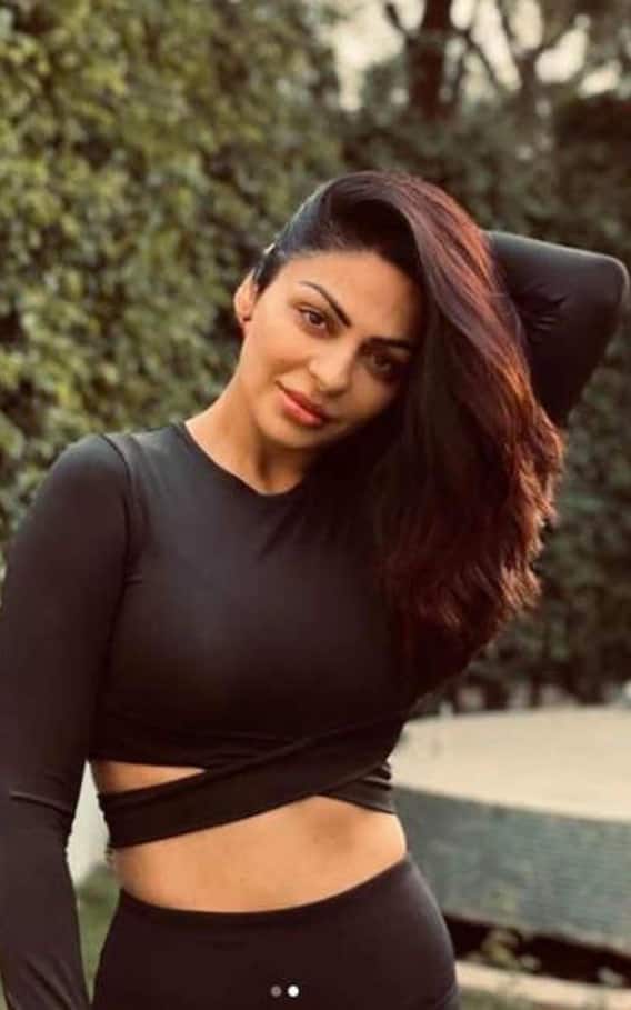 ਕਰੋੜਾਂ ਦੀ ਮਾਲਕਣ Neeru Bajwa