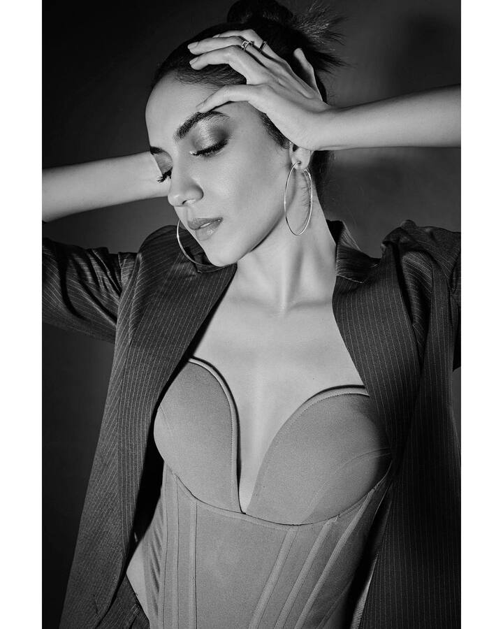 రీతూ వర్మ అందమైన ఫోటోలు -Image credit: RituVarma/Instagram