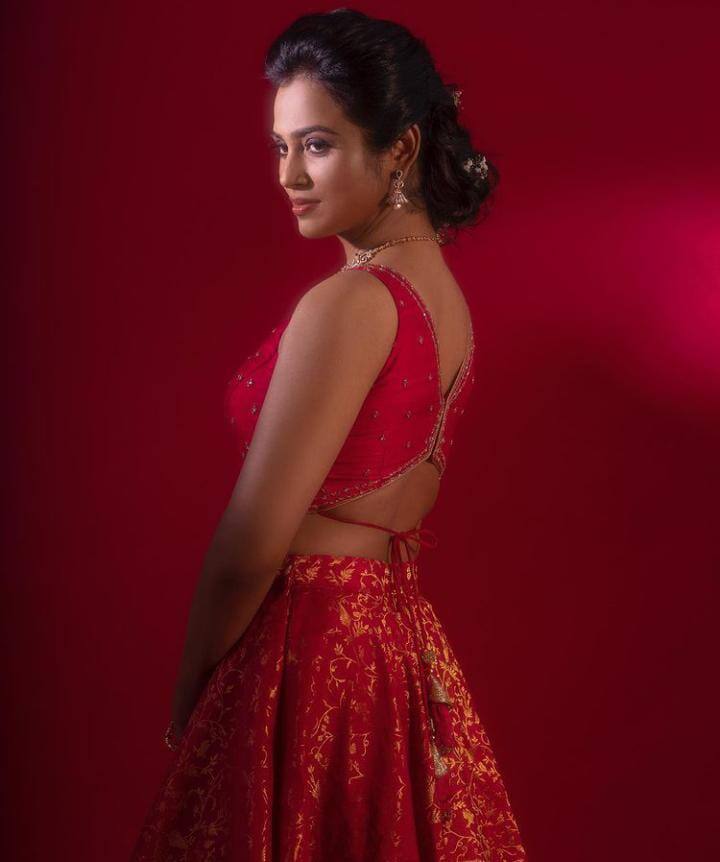 தென்றல் என்னை தீண்டினால் சேலை தீண்டும் ஞாபகம்