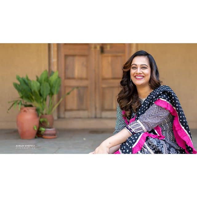 उत्तम अभिनय अन् निखळ सौंदर्य यामुळे स्पृहा नेहमीच चर्चेत असते. (Photo Credit : @spruhavarad/Instagram)