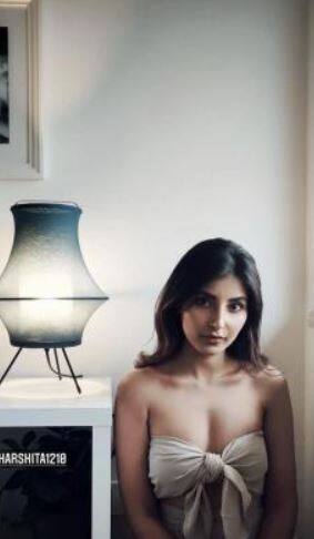 ਕੈਮਰੇ ਸਾਹਮਣੇ ਬੋਲਡ ਹੋਈ Mirzapur ਦੀ ਡਿੰਪੀ ਪੰਡਿਤ, ਕਰਵਾਇਆ ਅਜਿਹਾ ਫੋਟੋਸ਼ੂਟ