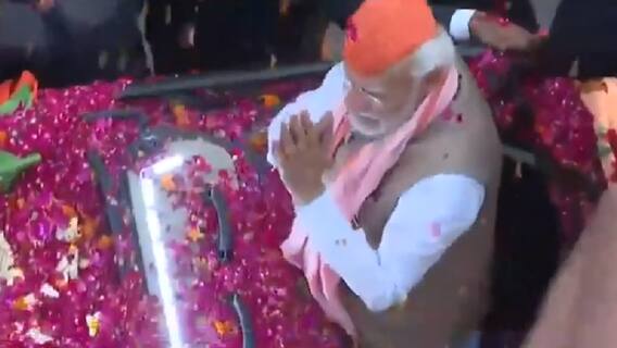 Tabadtod News: PM Modi और Akhilesh के वाराणसी रोड शो की हर बड़ी तस्वीर देखें
