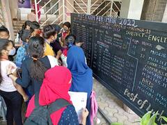 HSC Exam : जवळपास 15 लाख विद्यार्थ्यांची कोरोनानंतरची 'परीक्षा'! आज पहिला सामना इंग्रजीशी