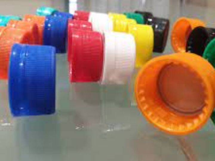 Cool Caps Industries IPO : प्लास्टिक बाटल्यांची कॅप बनवणाऱ्या कंपनीचा आयपीओ पुढच्या आठवड्यात येणार Cool Caps Industries IPO coming up next week Cool Caps Industries IPO : प्लास्टिक बाटल्यांची कॅप बनवणाऱ्या कंपनीचा आयपीओ पुढच्या आठवड्यात येणार