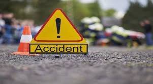 Samba Road Accident: जम्मू कश्मीर के सांबा जिले में खाई में गिरी कार, दर्दनाक हादसे में 5 की मौत, 1 गंभीर रूप से घायल Samba Road Accident: जम्मू कश्मीर के सांबा जिले में खाई में गिरी कार, दर्दनाक हादसे में 5 की मौत, 1 गंभीर रूप से घायल