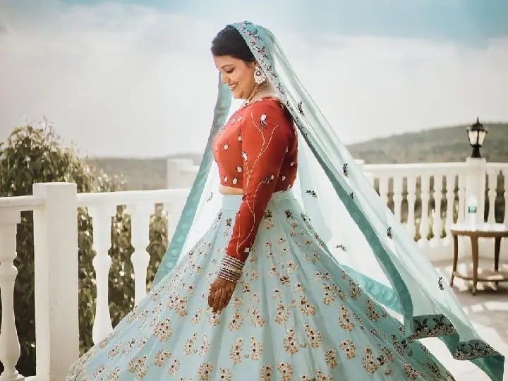 shahid kapoor's sister sanah kapur bridal look viral on social media, bridal look will win hearts Shahid Kapoor's Sister Wedding : शाहिद कपूरची बहीण सना कपूरचा नववधू लूक सोशल मीडियावर व्हायरल