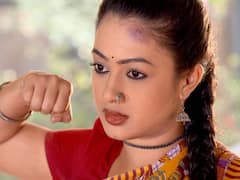 Sukh Mhanje Nakki Kay Asta : 'सुख म्हणजे नक्की काय असतं' मालिकेतील नव्या ट्विस्टची नेटकऱ्यांनी उडवली खिल्ली; म्हणाले...