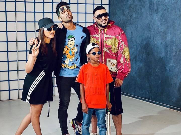 सददेव का गाना सोशल मीडिया पर वायरल होने के बाद बादशाह ने उन्हें अपने पास बुलाकर वहीं गाना शूट किया था, जो काफी हिट हुआ.